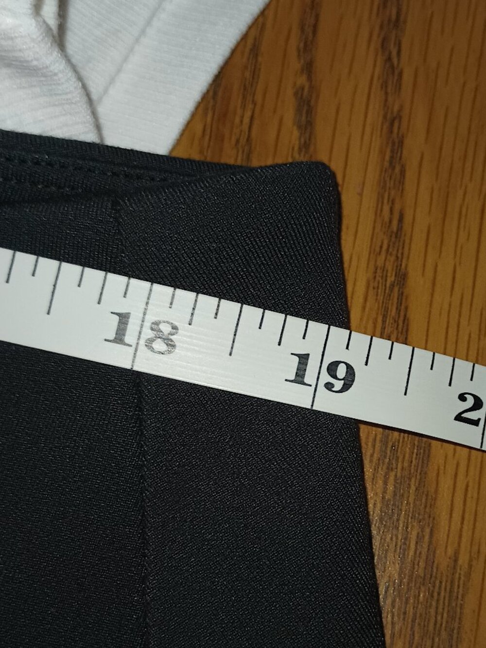 Athleta Size 1X Delancey Black Cargo Pants - Picture 3 of 11